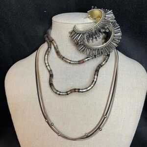 Mixed Metals Moment Vintage Jewelry Set, 2 necklaces & earrings, Versatile 80's